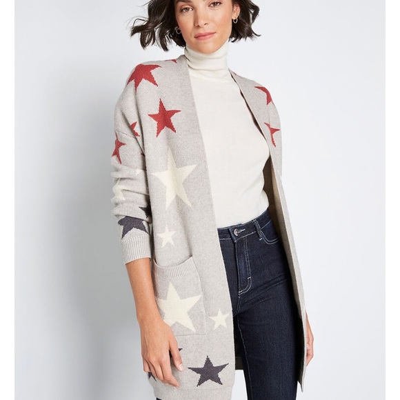 Modcloth Sweaters - ⭐️ ModCloth From Star To Finish Cardigan ⭐️
